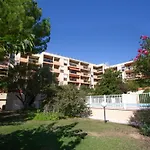 Les Jardins Du Luxembourg-3 By Interhome Йер
