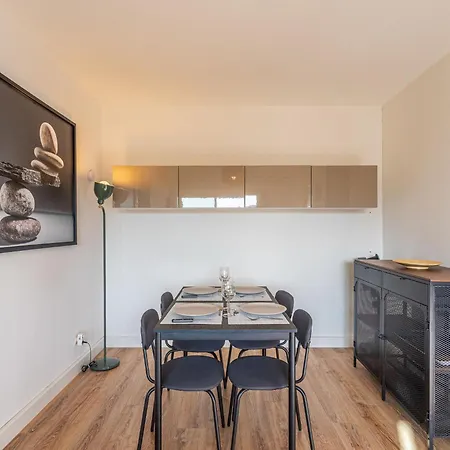 Апартаменты Les Jardins Du Luxembourg-3 By Interhome *