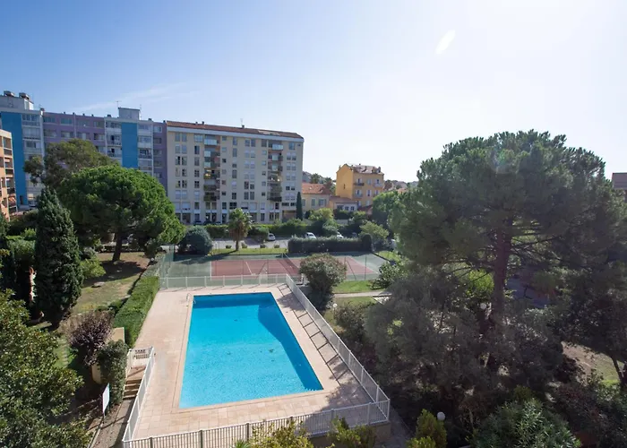 Διαμέρισμα Les Jardins Du Luxembourg-3 By Interhome Ιέρ