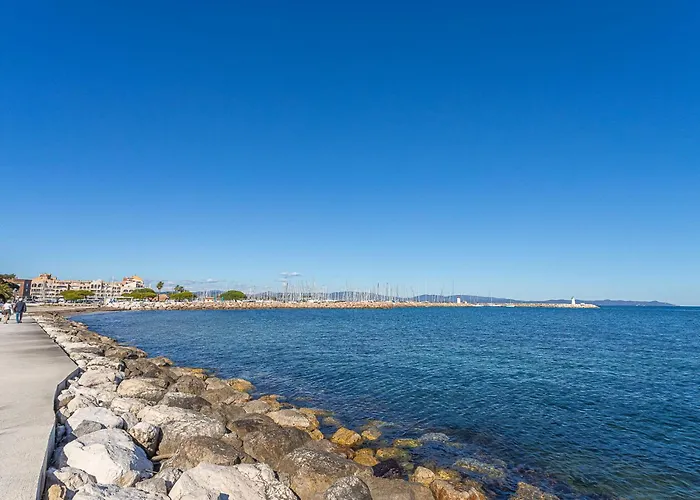 Les Jardins Du Luxembourg-3 By Interhome * Ιέρ